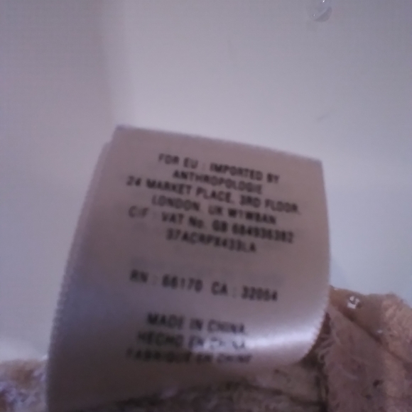 Beautiful Sweater from Anthropologie, Knitted & Knotted. Pink with Lace. - Picture 8 of 9